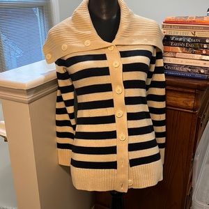 BANANA REPUBLIC Gorgeous VINTAGE merino wool buttoned down cardigan